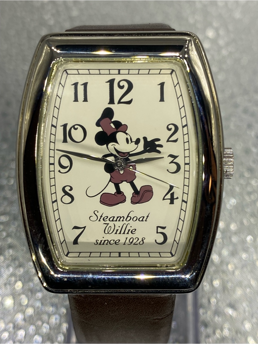 Men’s *** Steamboat Willie   ^^^ Dusney ^^Mickey Mouse Wristwatch / collectors *